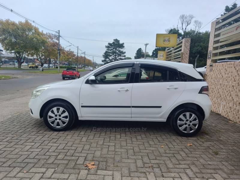 CHEVROLET - AGILE - 2010/2011 - Branca - R$ 28.900,00