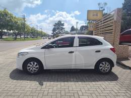CHEVROLET - ONIX - 2018/2018 - Branca - R$ 46.900,00