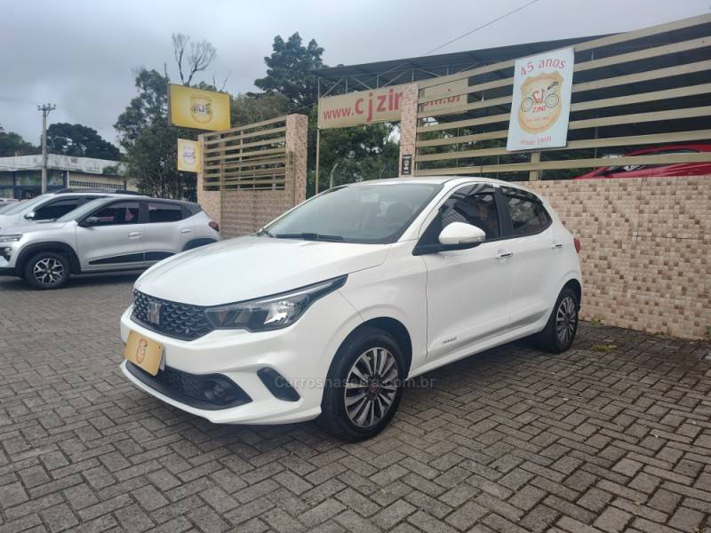 FIAT - ARGO - 2021/2022 - Branca - R$ 59.900,00