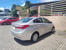 HYUNDAI - HB20S - 2013/2014 - Prata - R$ 43.900,00