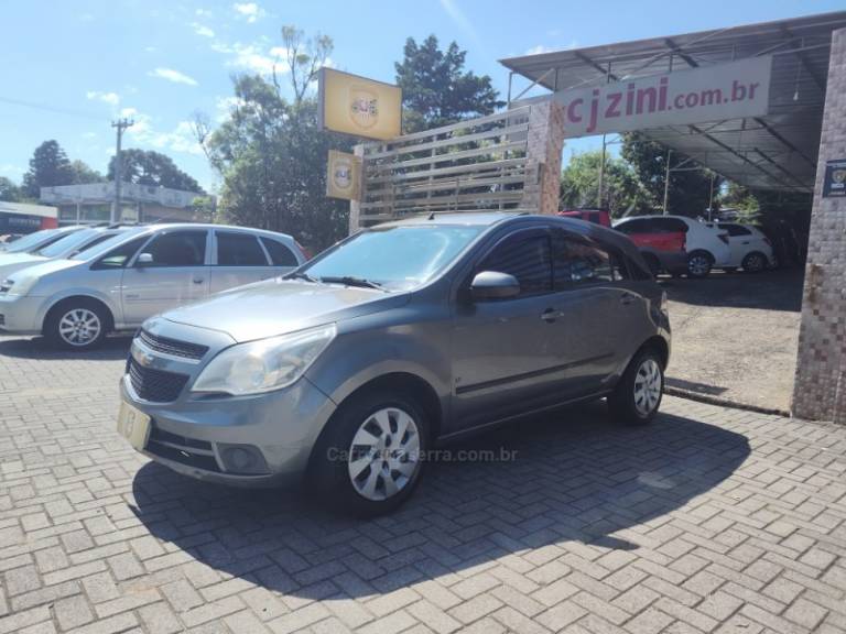 CHEVROLET - AGILE - 2010/2011 - Cinza - R$ 28.900,00