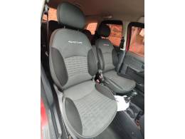 FIAT - PALIO - 2014/2015 - Vermelha - R$ 43.900,00