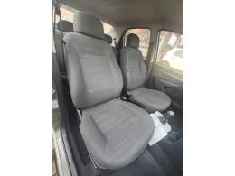 CHEVROLET - PRISMA - 2010/2011 - Verde - R$ 30.900,00