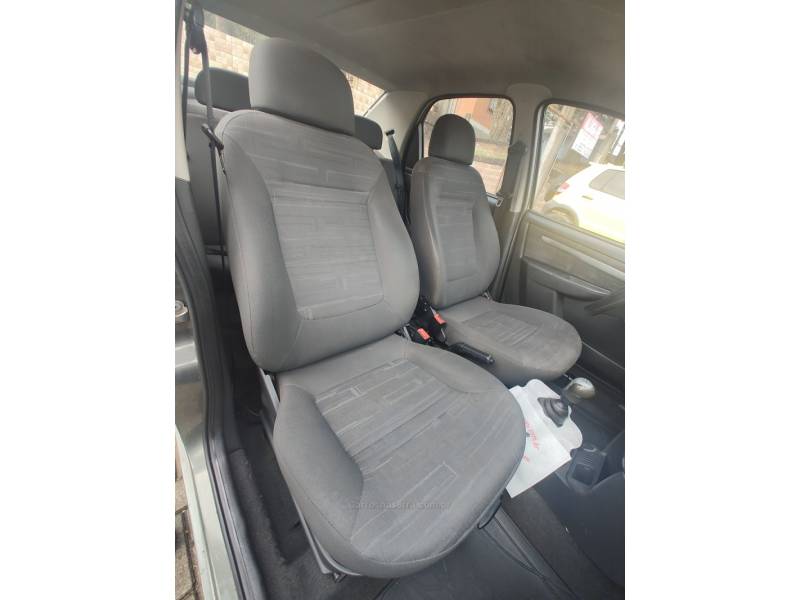 CHEVROLET - PRISMA - 2010/2011 - Verde - R$ 30.900,00