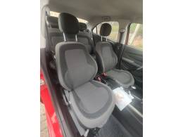 CHEVROLET - PRISMA - 2015/2016 - Vermelha - R$ 54.900,00