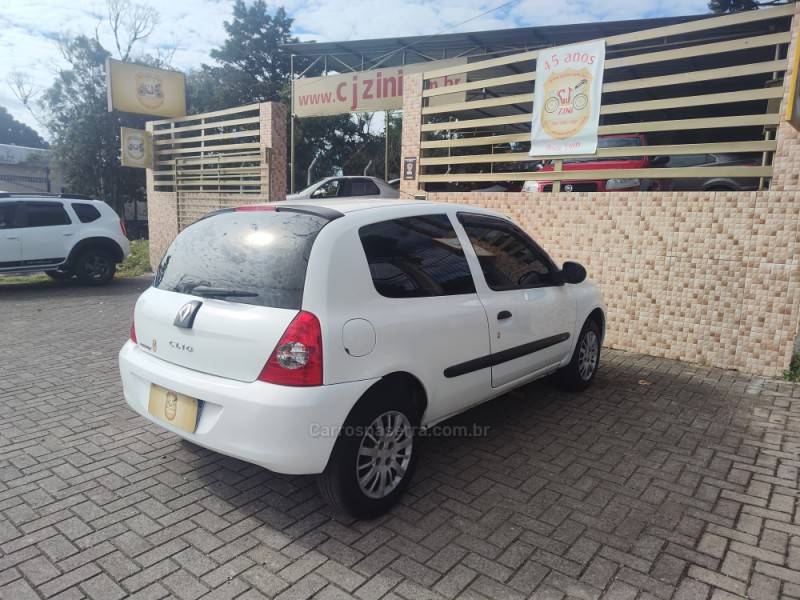 RENAULT - CLIO - 2012/2012 - Branca - R$ 17.900,00