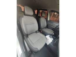 RENAULT - DUSTER - 2013/2014 - Branca - R$ 51.900,00