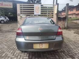 CHEVROLET - PRISMA - 2010/2011 - Verde - R$ 30.900,00