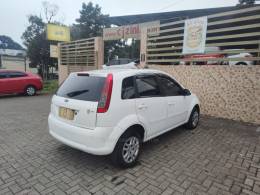 FORD - FIESTA - 2013/2013 - Branca - R$ 31.900,00