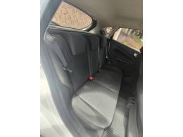 FORD - FIESTA - 2016/2017 - Branca - R$ 47.900,00