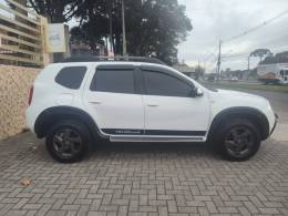 RENAULT - DUSTER - 2013/2014 - Branca - R$ 51.900,00