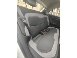 CHEVROLET - ONIX - 2014/2015 - Branca - R$ 45.900,00