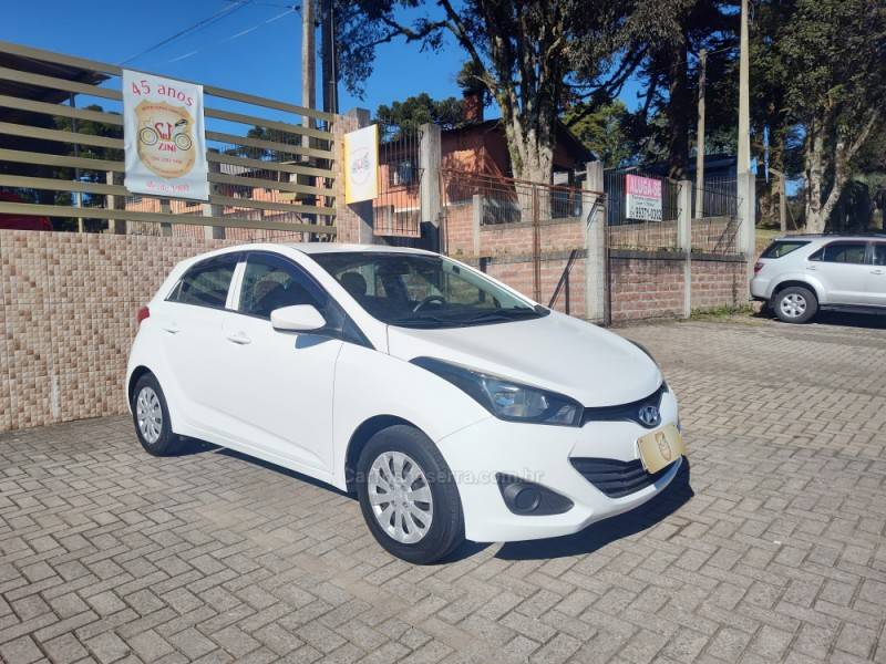 HYUNDAI - HB20 - 2014/2014 - Branca - R$ 43.900,00
