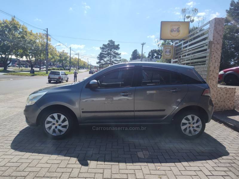 CHEVROLET - AGILE - 2010/2011 - Cinza - R$ 28.900,00