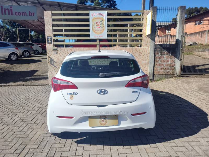 HYUNDAI - HB20 - 2014/2014 - Branca - R$ 43.900,00