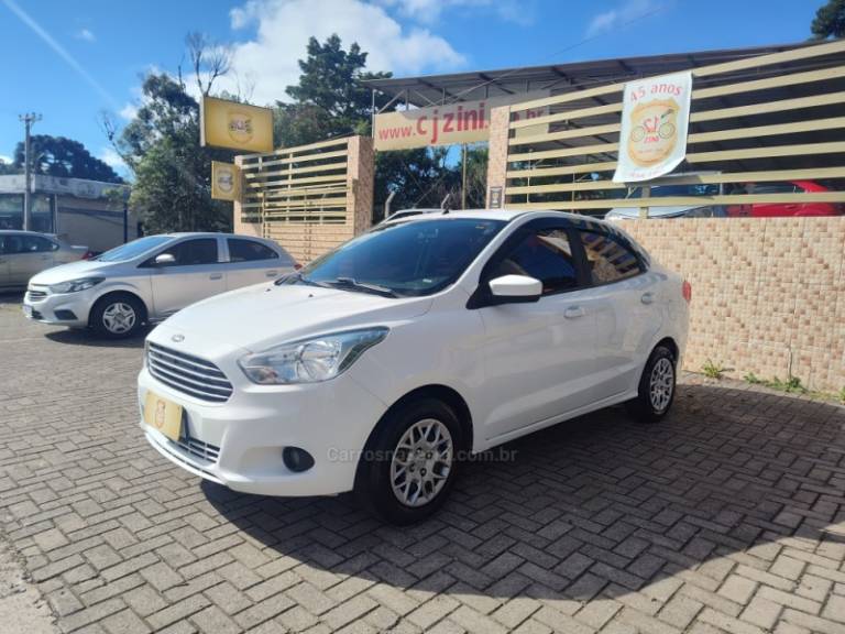 FORD - KA + - 2018/2018 - Branca - R$ 45.900,00