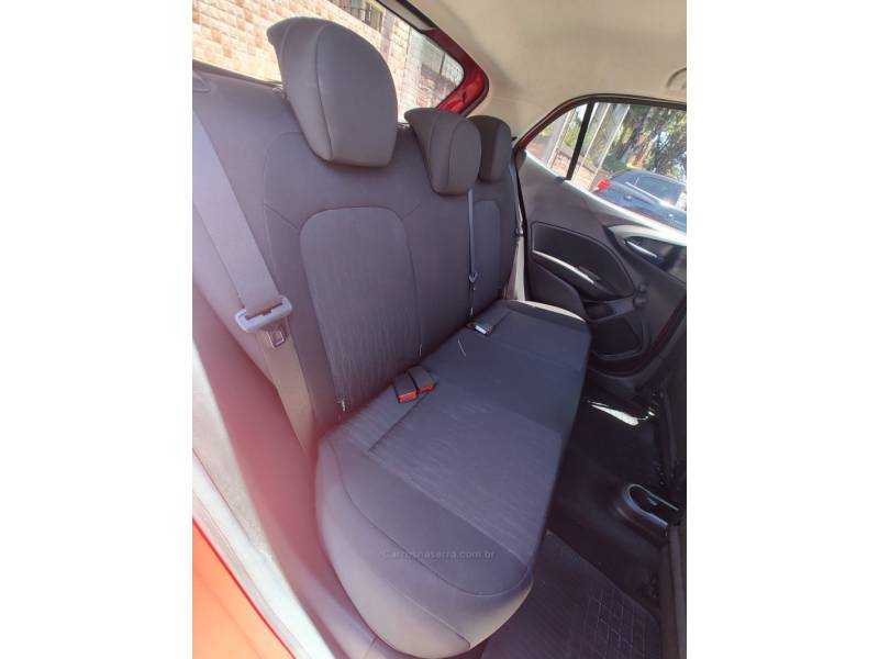 FIAT - ARGO - 2017/2018 - Vermelha - R$ 53.900,00