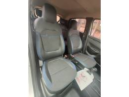 RENAULT - KWID - 2022/2023 - Prata - R$ 53.900,00