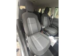 CHEVROLET - TRACKER - 2023/2024 - Prata - R$ 104.900,00