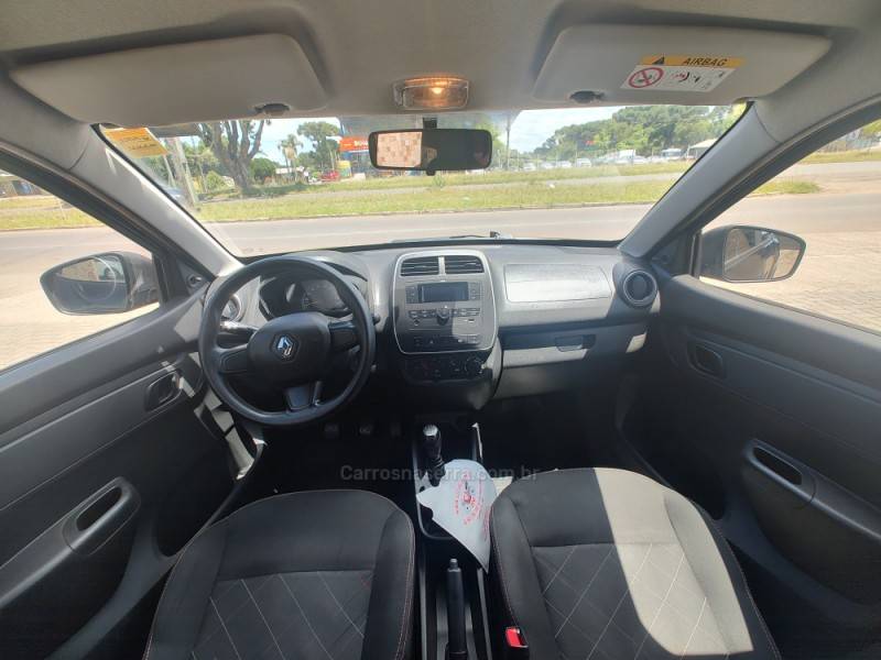RENAULT - KWID - 2017/2018 - Preta - R$ 39.900,00