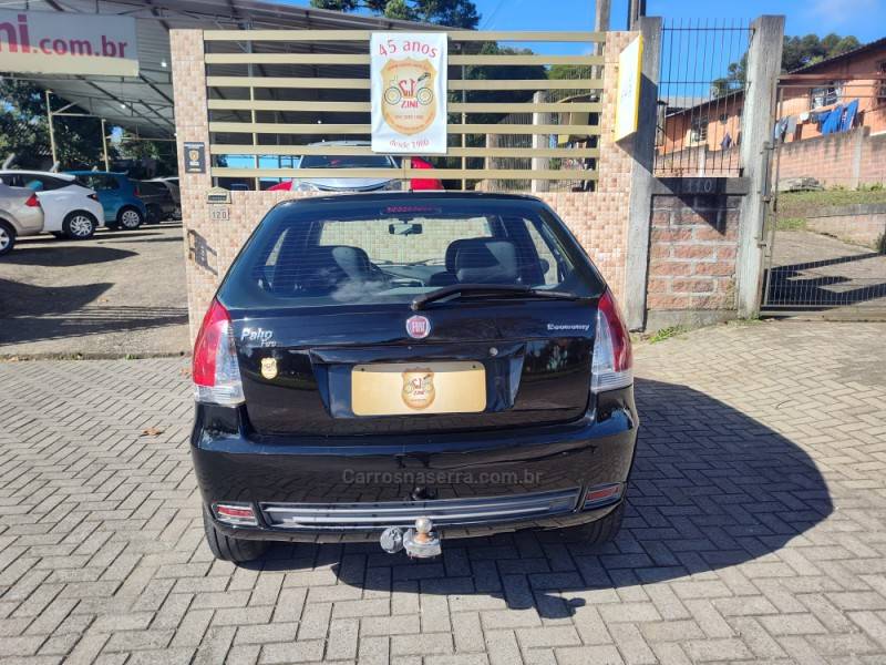 FIAT - PALIO - 2009/2010 - Preta - R$ 26.900,00