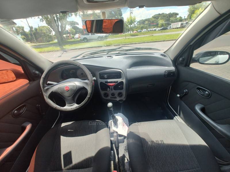 FIAT - PALIO - 2010/2011 - Branca - R$ 26.900,00