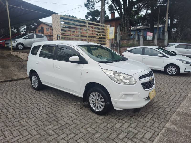CHEVROLET - SPIN - 2012/2013 - Branca - R$ 42.900,00
