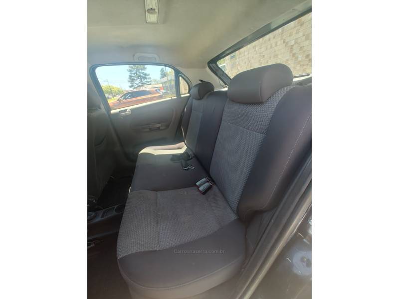 VOLKSWAGEN - GOL - 2010/2011 - Preta - R$ 29.900,00