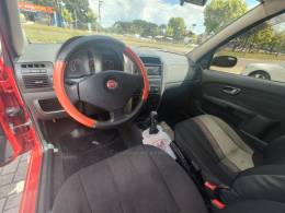 FIAT - STRADA - 2010/2011 - Vermelha - R$ 38.900,00
