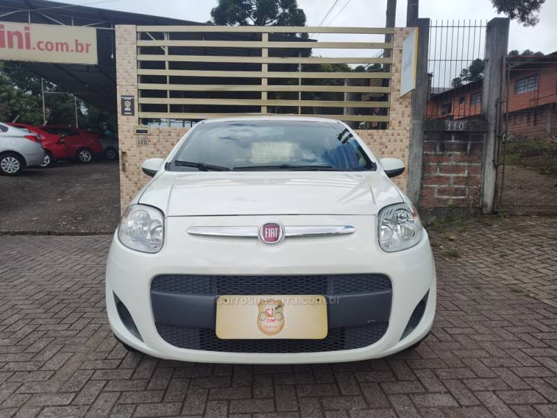 FIAT - PALIO - 2014/2015 - Branca - R$ 39.900,00