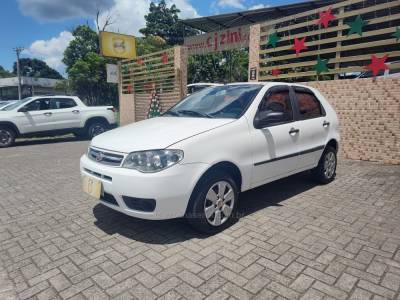 FIAT - PALIO - 2010/2011 - Branca - R$ 26.900,00