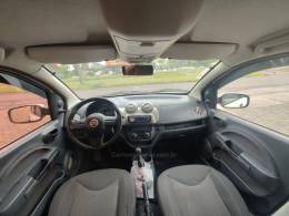 FIAT - UNO - 2011/2012 - Branca - R$ 29.900,00