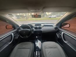 RENAULT - DUSTER - 2013/2014 - Branca - R$ 51.900,00