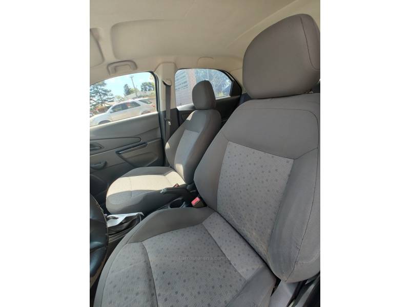 CHEVROLET - COBALT - 2011/2012 - Branca - R$ 33.900,00