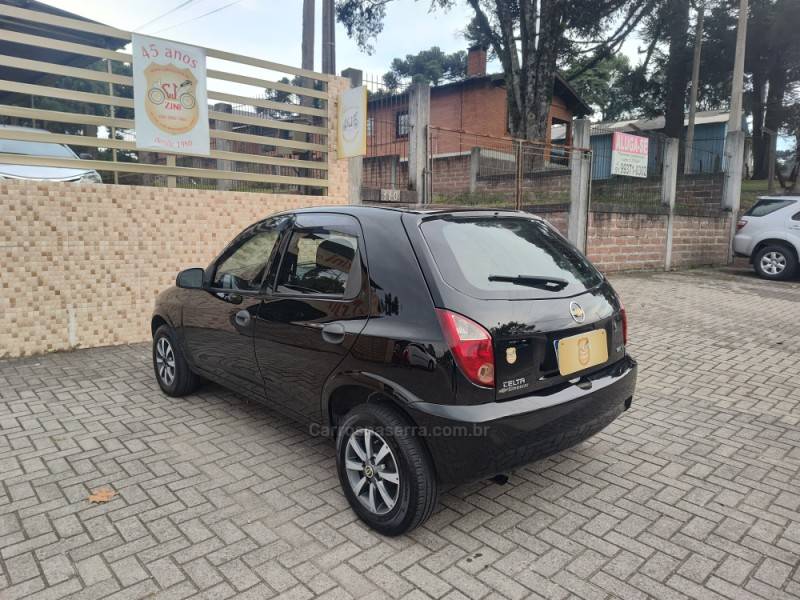 CHEVROLET - CELTA - 2009/2010 - Preta - R$ 24.900,00