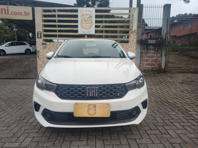 FIAT - ARGO - 2021/2022 - Branca - R$ 59.900,00
