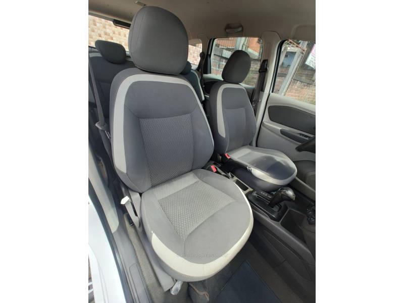 CHEVROLET - SPIN - 2014/2015 - Branca - R$ 44.900,00