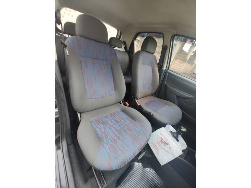 CHEVROLET - CELTA - 2009/2010 - Preta - R$ 24.900,00