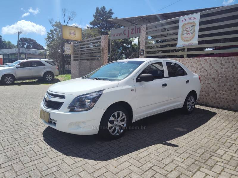 CHEVROLET - COBALT - 2011/2012 - Branca - R$ 33.900,00