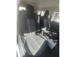 CHEVROLET - TRACKER - 2023/2024 - Branca - R$ 105.900,00