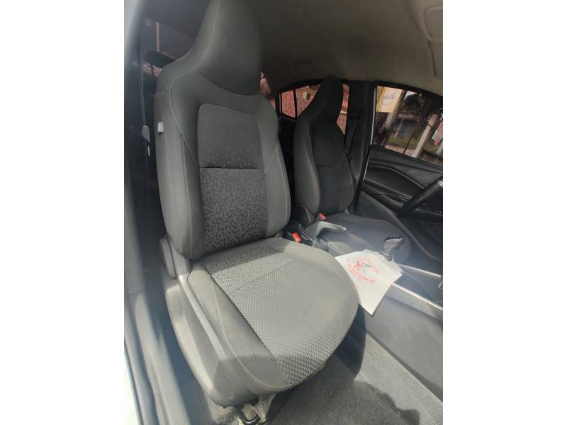 CHEVROLET - ONIX - 2020/2021 - Prata - R$ 59.900,00