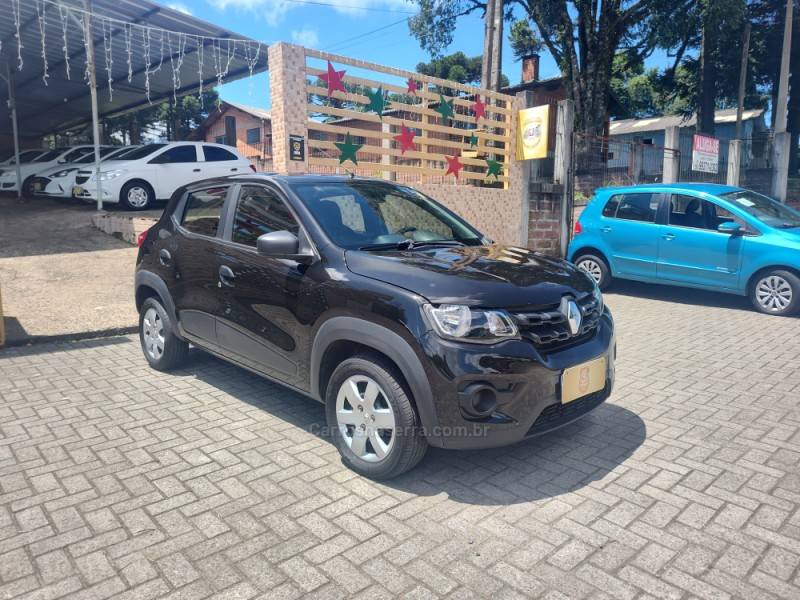 RENAULT - KWID - 2017/2018 - Preta - R$ 39.900,00