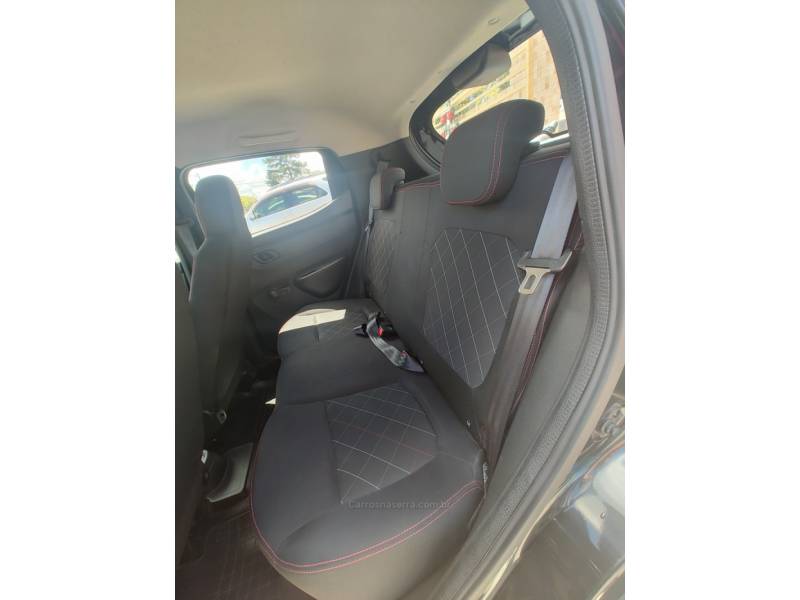 RENAULT - KWID - 2017/2018 - Preta - R$ 39.900,00