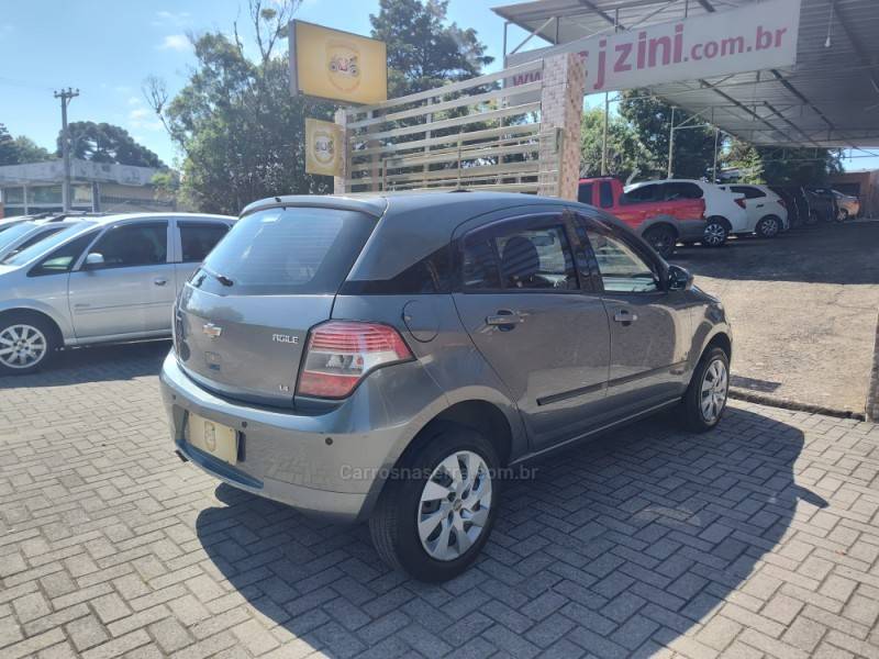 CHEVROLET - AGILE - 2010/2011 - Cinza - R$ 28.900,00
