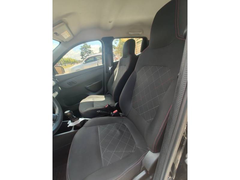 RENAULT - KWID - 2017/2018 - Preta - R$ 39.900,00