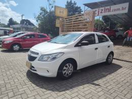 CHEVROLET - ONIX - 2018/2018 - Branca - R$ 46.900,00