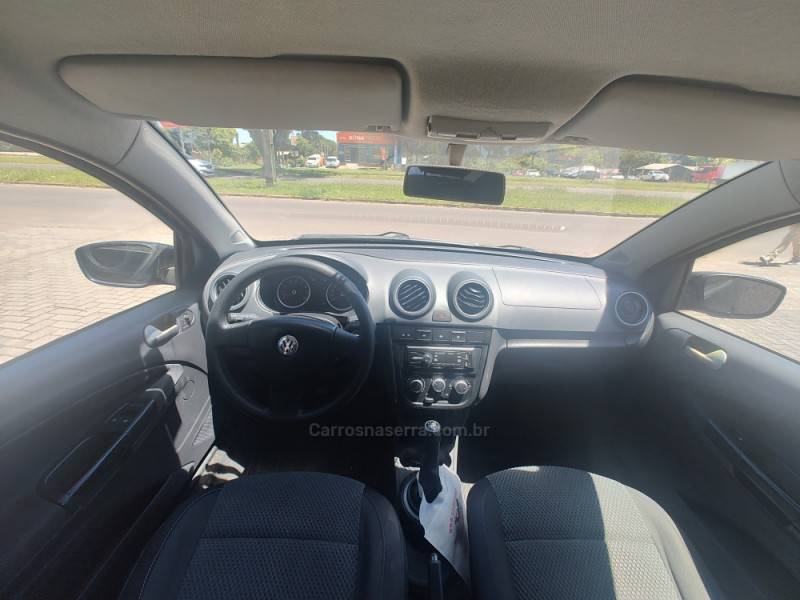 VOLKSWAGEN - GOL - 2010/2011 - Preta - R$ 29.900,00