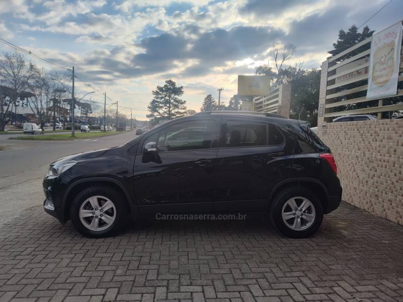 CHEVROLET - TRACKER - 2019/2019 - Preta - R$ 82.900,00