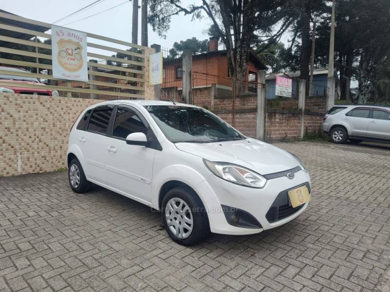 FORD - FIESTA - 2013/2013 - Branca - R$ 31.900,00