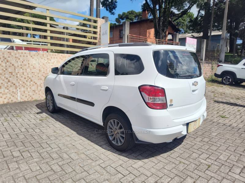 CHEVROLET - SPIN - 2014/2015 - Branca - R$ 44.900,00